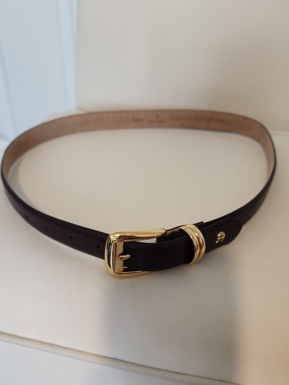 Etienne Aigner Dark Burgundy Leather Belt with Gold Buckle Sz Large